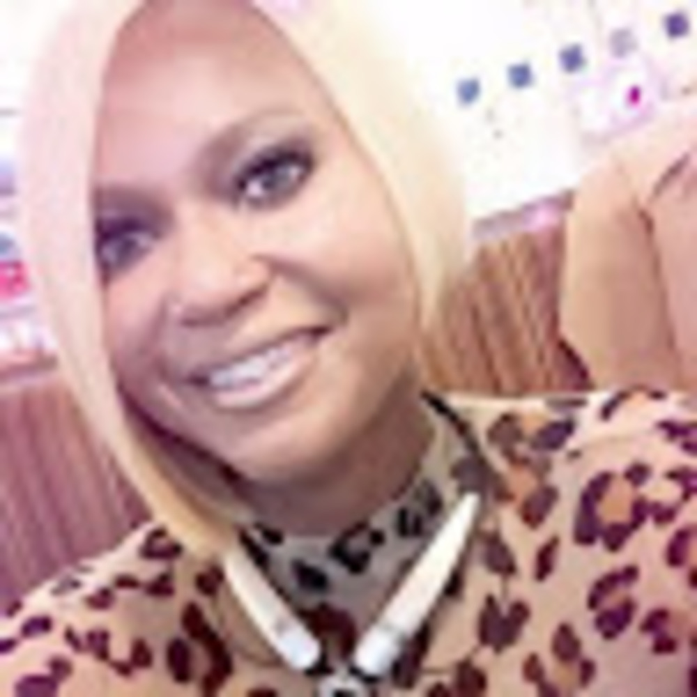 Meet your Posher, Karen